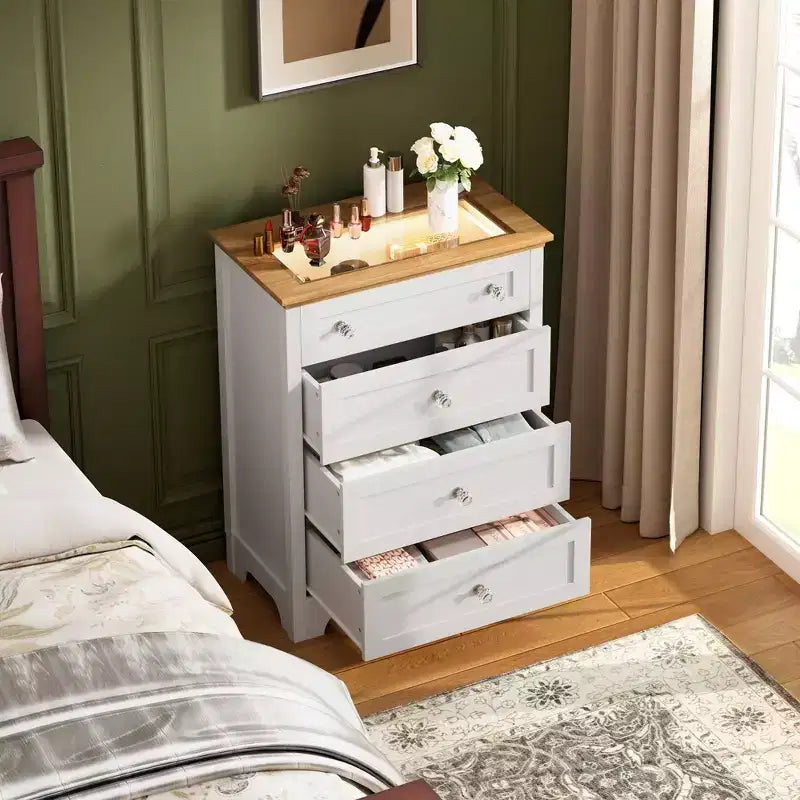 Commode blanche à 4 tiroirs avec éclairage LED et poignées antiques