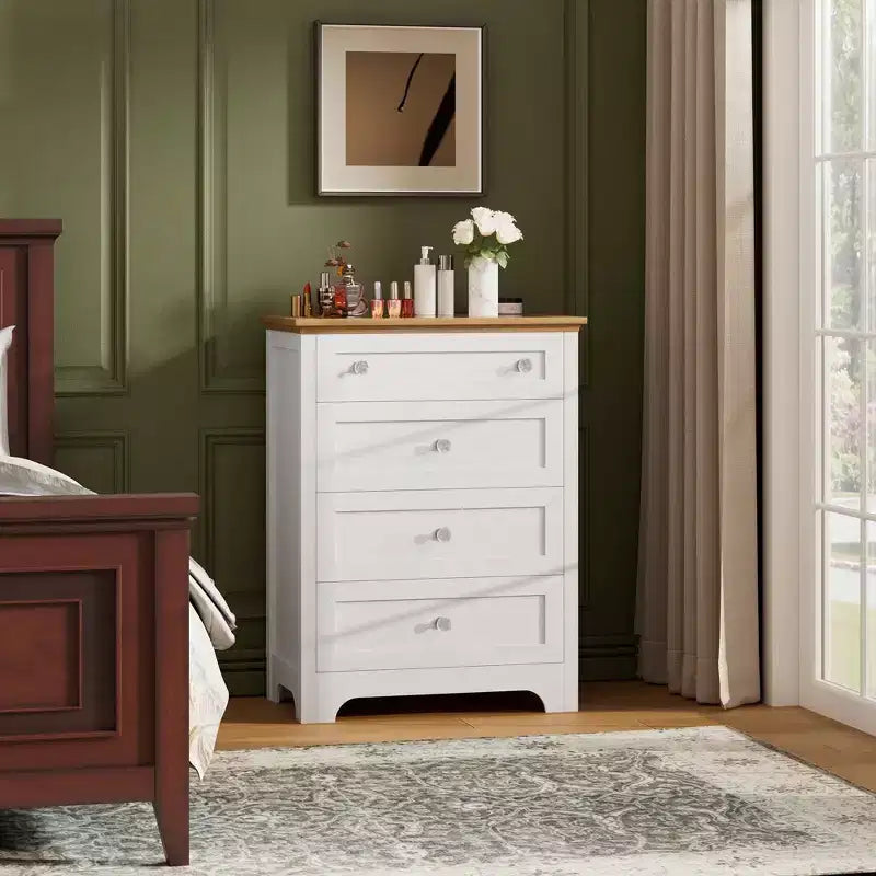 Commode blanche à 4 tiroirs avec éclairage LED et poignées antiques