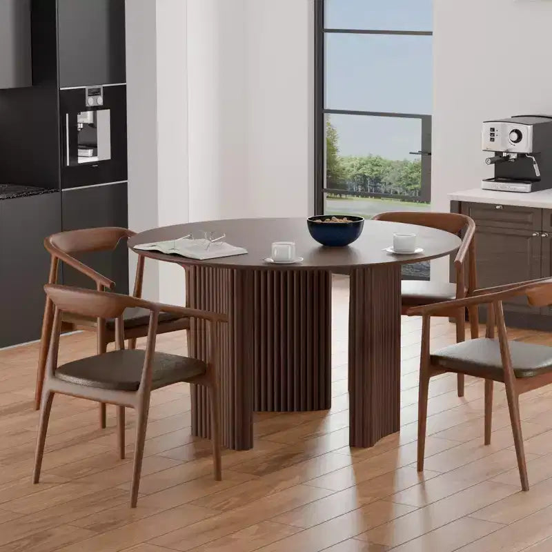 Table de salle à manger ronde et chic de 46 pouces avec piédestal robuste pour 4 personnes